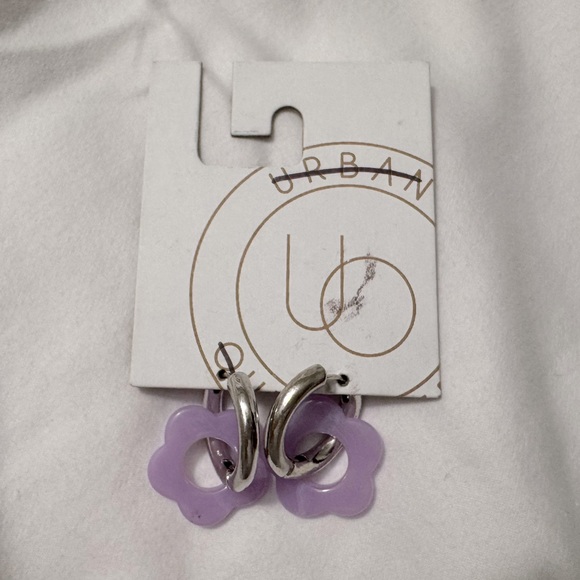 Lot of 10 Pairs of Free People/Urban Outfitters Earrings $100+ MSRP - Picture 4 of 9